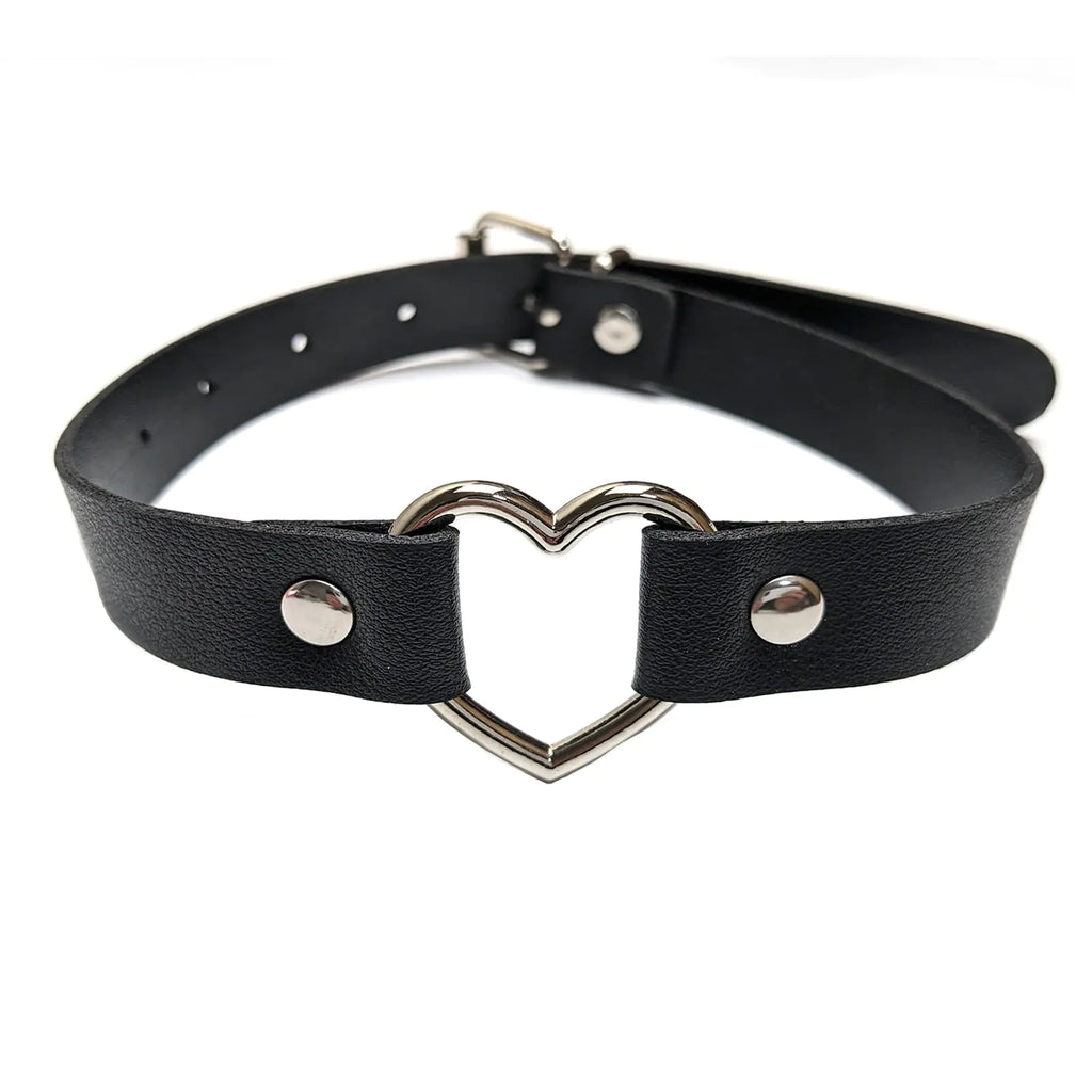 IMAKARA Leather Heart Choker Collar PU Necklace for Women Punk Goth Gothic Accessories (Black Heart)